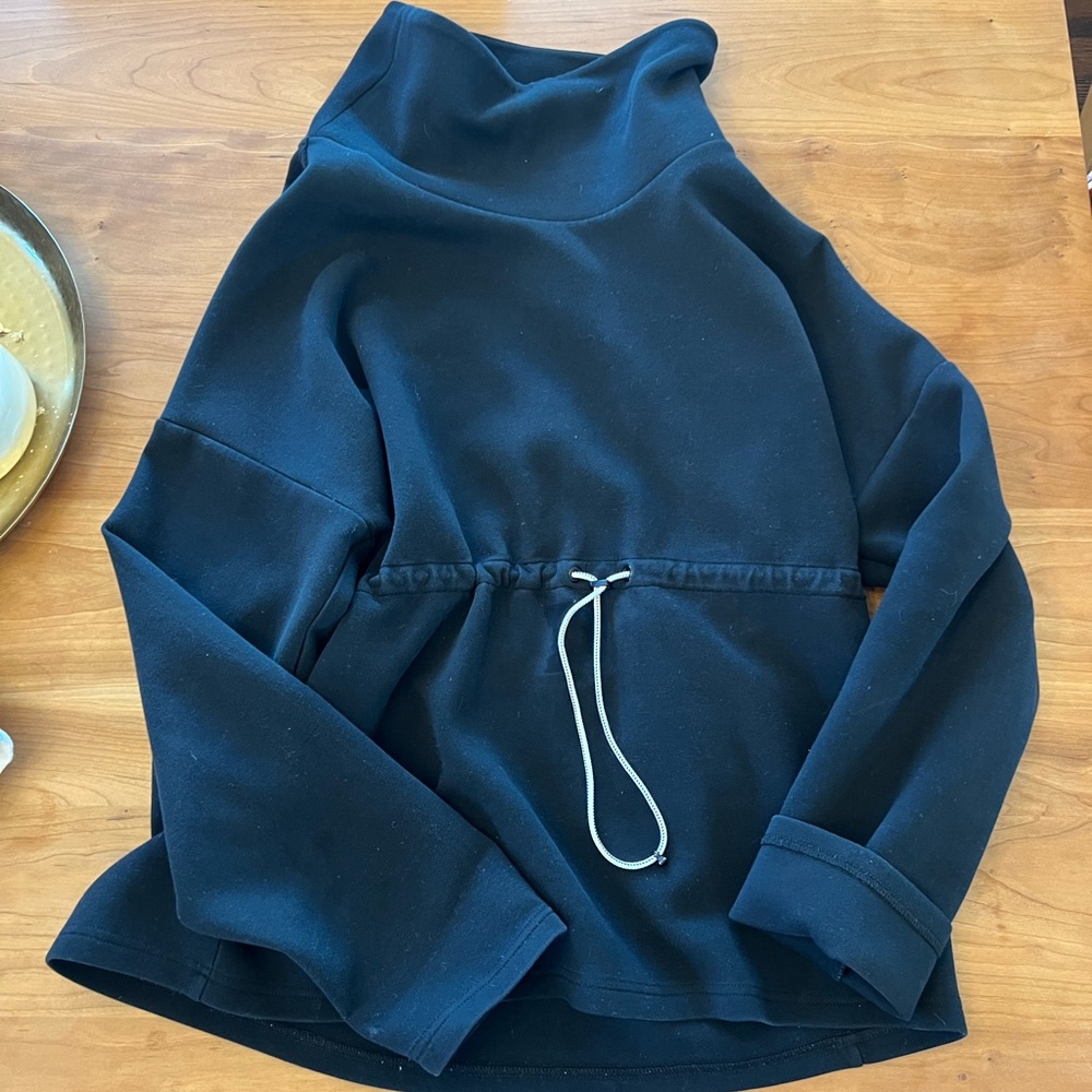 Varley Midnight Black Top